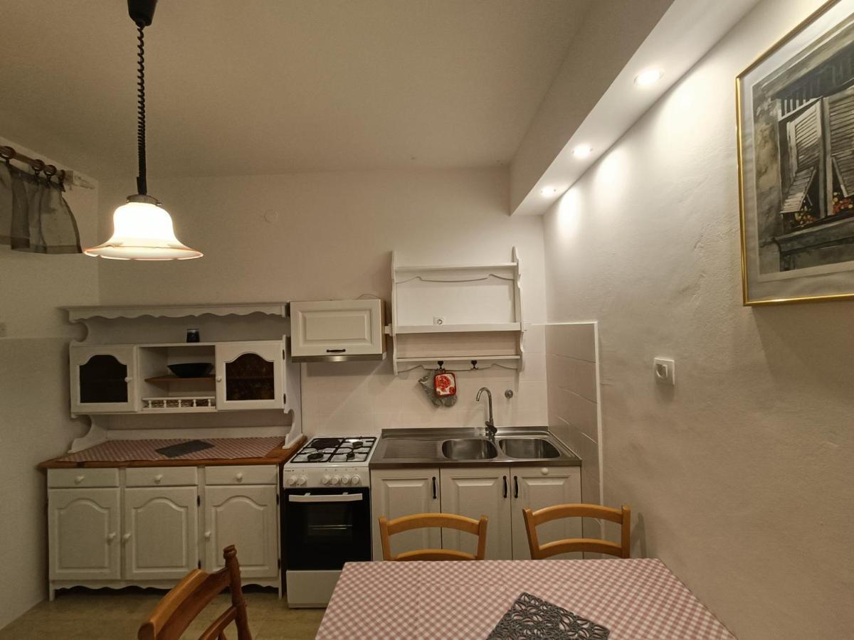 פרמנטורה Apartment Pletikos מראה חיצוני תמונה